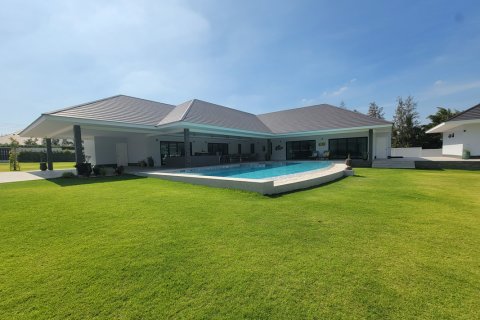 Villa in Pran Buri, Thailand 7 Schlafzimmer № 222149 - Foto 16