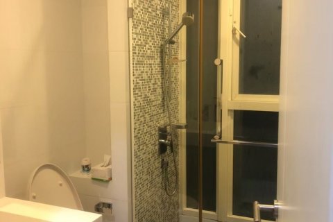 Кондоминиум с 2 спальнями в Дин Даенге, Бангкок, Таиланд № 137857 - фото 17