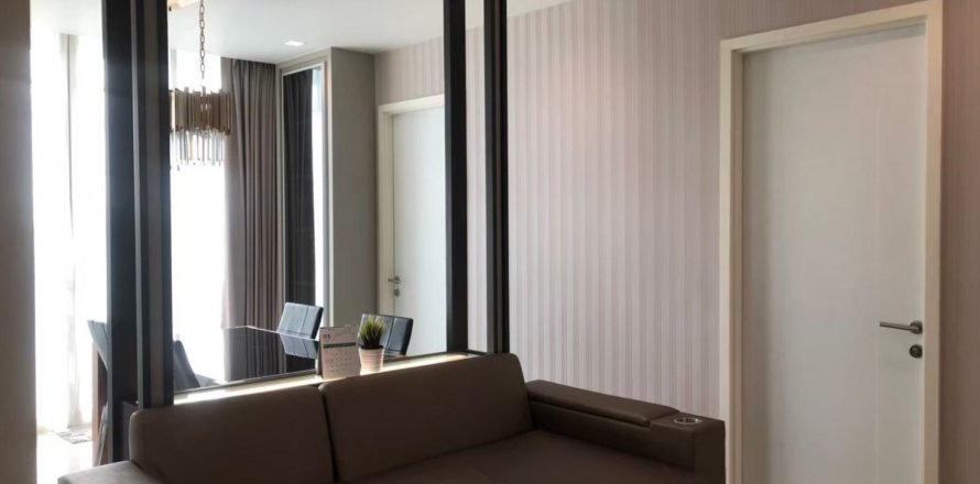 Кондоминиум с 2 спальнями в Дин Даенге, Бангкок, Таиланд № 137857