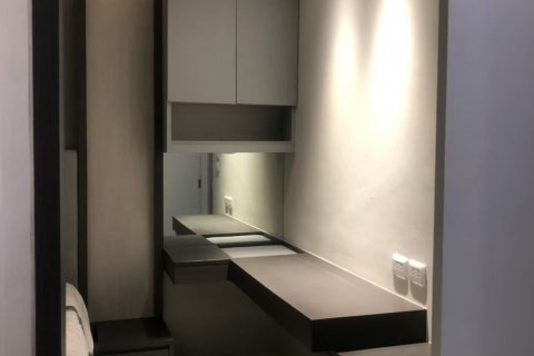 Кондоминиум с 2 спальнями в Дин Даенге, Бангкок, Таиланд № 137857 - фото 16