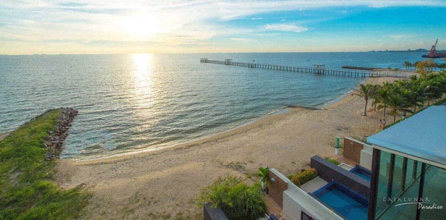 Villa in Pattaya, Thailand 3 bedrooms № 137860