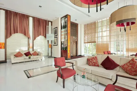 Condo in Bangkok, Thailand, 2 bedrooms  № 157766 - photo 18