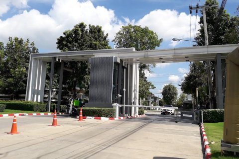 House in Bangkok, Thailand 4 bedrooms № 157767 - photo 22