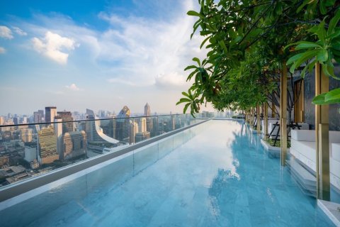 Condo in Bangkok, Thailand, 2 bedrooms  № 157769 - photo 17