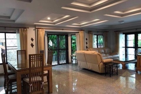 House in Pattaya, Thailand 3 bedrooms № 157768 - photo 11