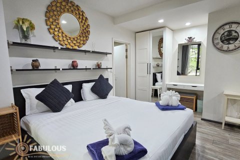 Condo in Patong, Thailand, 1 bedroom № 179278 - photo 13