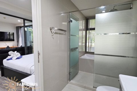 Condo in Patong, Thailand, 1 bedroom № 179278 - photo 9