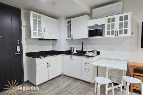 Condo in Patong, Thailand, 1 bedroom № 179278 - photo 10