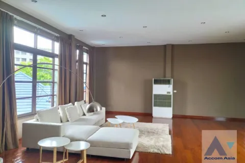 Haus in Prawet, Bangkok, Thailand 5 Schlafzimmer № 216705 - Foto 2
