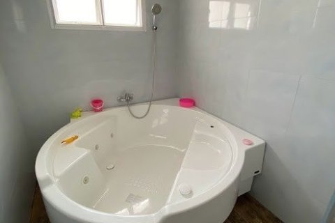 Maison à Chiang Mai, Thaïlande 5 chambres № 162572 - photo 15