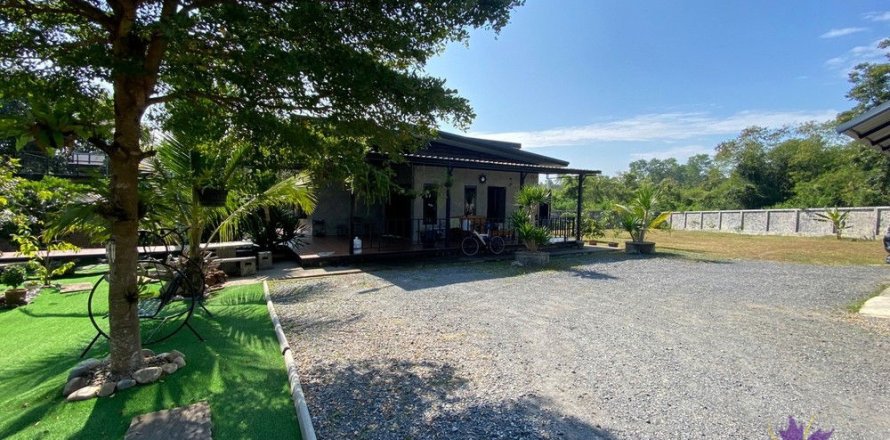 Земельный участок в Чиангмае, Таиланд  № 162567