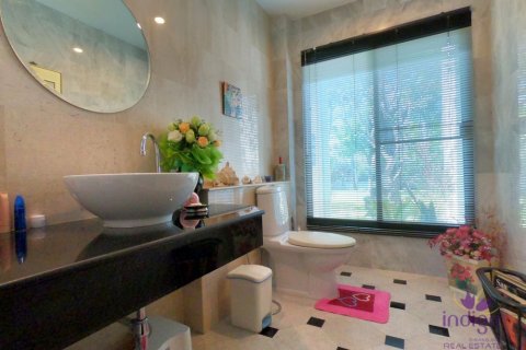 Maison à Chiang Mai, Thaïlande 5 chambres № 162566 - photo 24