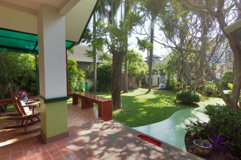 Maison à Chiang Mai, Thaïlande 5 chambres № 162566 - photo 4