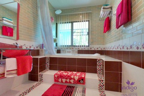 Maison à Chiang Mai, Thaïlande 5 chambres № 162566 - photo 19