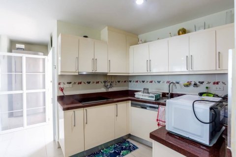 Condo à Hua Hin, Thaïlande, 2 chambres  № 135557 - photo 9