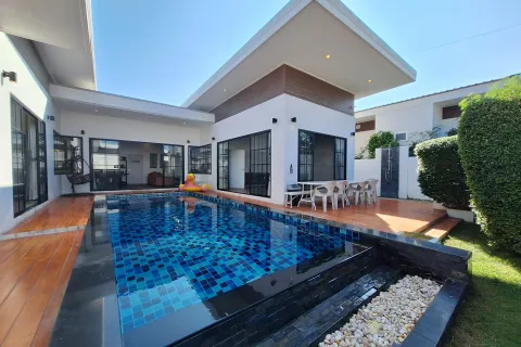 Villa in Hua Hin, Thailand 3 bedrooms № 160528 - photo 5