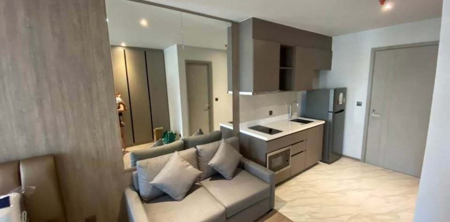 Studio in the Condo in Watthana, Bangkok, Thailand  № 160526