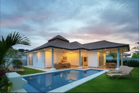 Villa à Hua Hin, Thaïlande 3 chambres № 160525