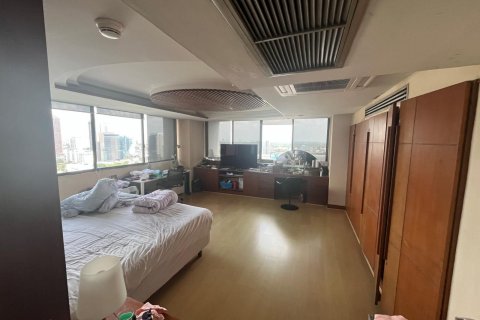 Кондоминиум с 4 спальнями в Клонг Тоэй, Бангкок, Таиланд № 135738 - фото 7