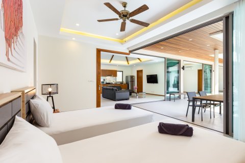 Villa à Pattaya, Thaïlande 4 chambres № 162706 - photo 12