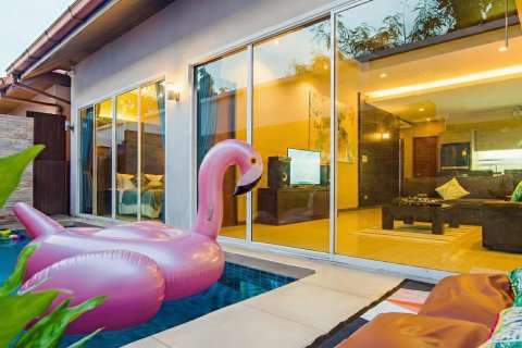 Villa in Pattaya, Thailand 3 bedrooms № 162904 - photo 2