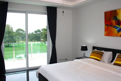 Дом в Паттайе, Таиланд с 9 спальнями  № 114429 - фото 10