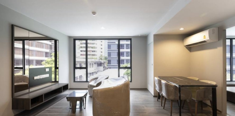 Condo in Phra Khanong, Bangkok, Thailand, 2 bedrooms  № 114433