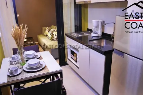 Condominio de 1 dormitorio en Pattaya, Tailandia № 212789 - foto 2