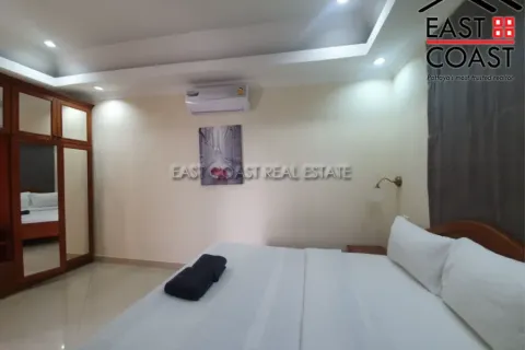 Casa de 4 dormitorios en Pattaya, Tailandia № 212788 - foto 13