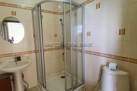 Casa de 4 dormitorios en Pattaya, Tailandia № 212788 - foto 19