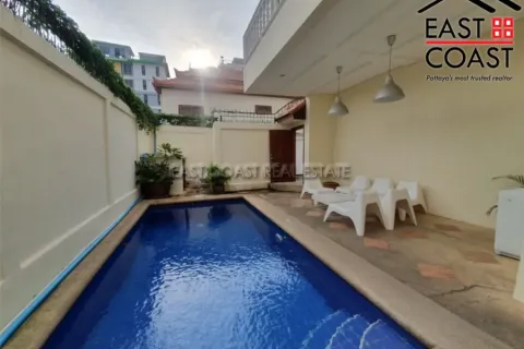 Maison à Pattaya, Thaïlande 4 chambres № 212788
