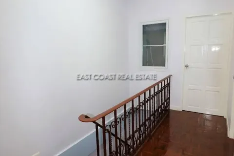 Casa de 2 dormitorios en Pattaya, Tailandia № 212792 - foto 12