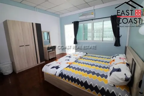Casa de 2 dormitorios en Pattaya, Tailandia № 212792 - foto 13