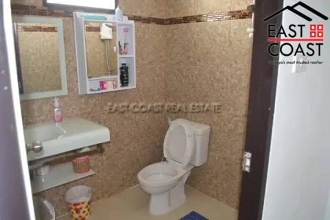 Casa de 8 dormitorios en Pattaya, Tailandia № 212790 - foto 18