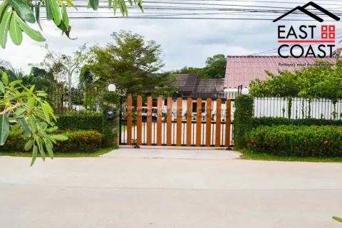 Casa de 8 dormitorios en Pattaya, Tailandia № 212790 - foto 22