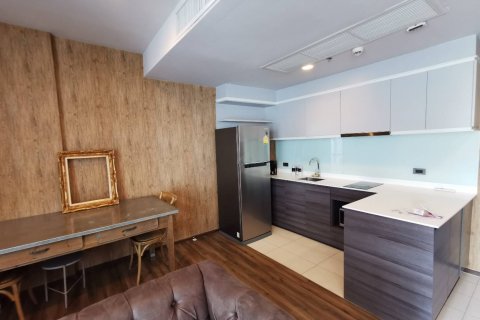 Condo in Bangkok, Thailand, 2 bedrooms  № 143745 - photo 7