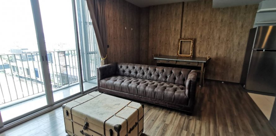 Condo in Bangkok, Thailand, 2 bedrooms  № 143745