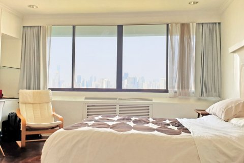 Кондоминиум с 2 спальнями в Бангкоке, Таиланд № 143747 - фото 8