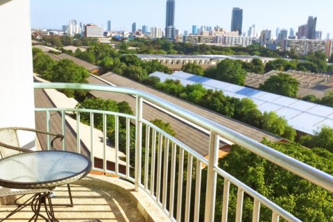 Кондоминиум с 2 спальнями в Бангкоке, Таиланд № 143747 - фото 10