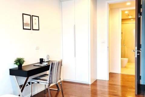 Condo in Bangkok, Thailand, 2 bedrooms  № 143743 - photo 6