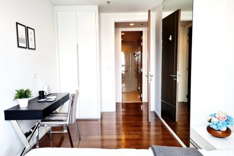 Condo in Bangkok, Thailand, 2 bedrooms  № 143743 - photo 8