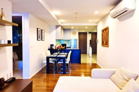 Condo in Bangkok, Thailand, 2 bedrooms  № 143743 - photo 3