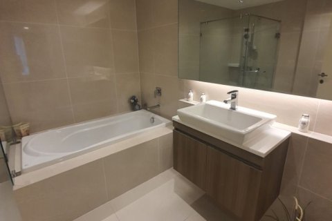 Кондоминиум с 2 спальнями в Клонг Тоэй, Бангкок, Таиланд № 154219 - фото 2