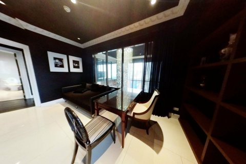 Кондоминиум с 2 спальнями в Клонг Тоэй, Бангкок, Таиланд № 154215 - фото 14