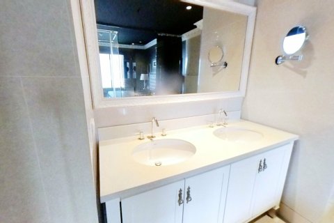 Кондоминиум с 2 спальнями в Клонг Тоэй, Бангкок, Таиланд № 154215 - фото 20