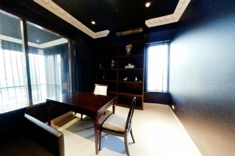 Кондоминиум с 2 спальнями в Клонг Тоэй, Бангкок, Таиланд № 154215 - фото 15