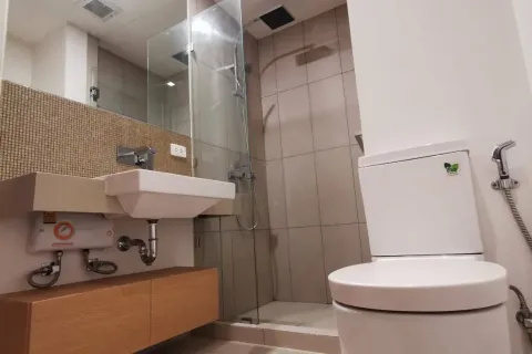 Студия в кондо в Клонг Тоэй, Бангкок, Таиланд № 154217 - фото 5