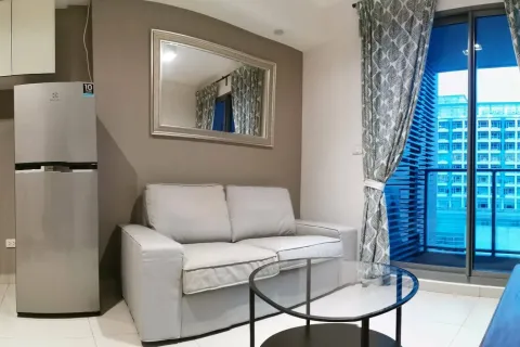 Студия в кондо в Клонг Тоэй, Бангкок, Таиланд № 154217 - фото 1