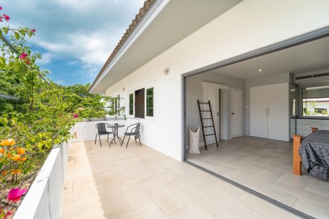Villa in Ko Samui, Thailand 4 bedrooms № 154218 - photo 10