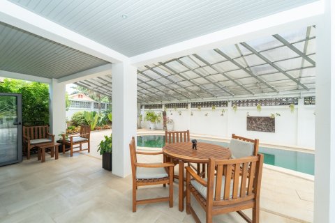Villa in Ko Samui, Thailand 4 bedrooms № 154218 - photo 23